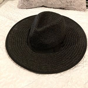 Olive and Pique Straw Emma Hat, Black, NWOT